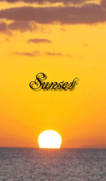 海の夕焼け空が橙色に染まり運気が上昇するの着せ替えメイン画像