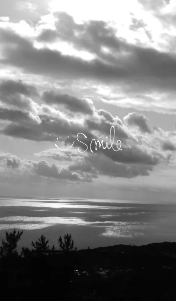 [LINE着せ替え] モノクロ写真 白 スマイル7の画像1