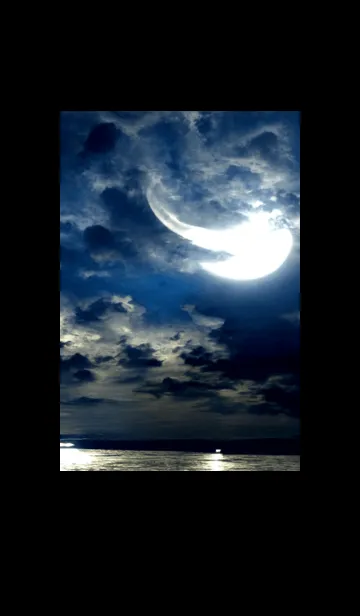 [LINE着せ替え] 神秘の月夜「バリ」。の画像1