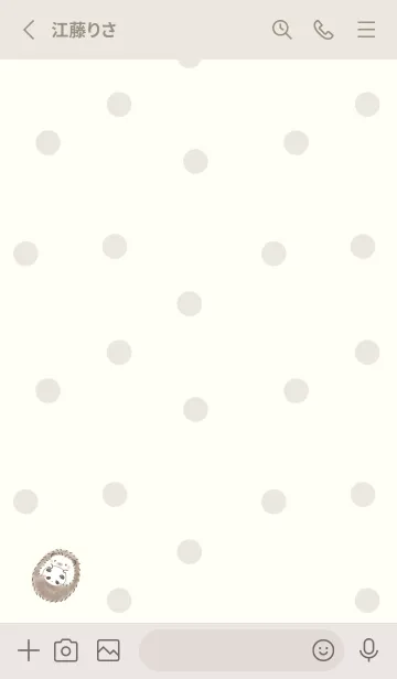 [LINE着せ替え] ハリネズミと帽子-パンダ- ベージュ ドットの画像2