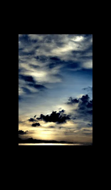 [LINE着せ替え] 夜の月 月の海 #DkY_9。の画像1