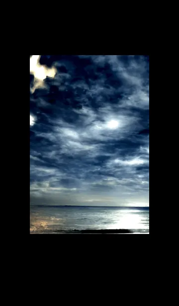 [LINE着せ替え] 夜の月 月の海 #DlQ_18。の画像1