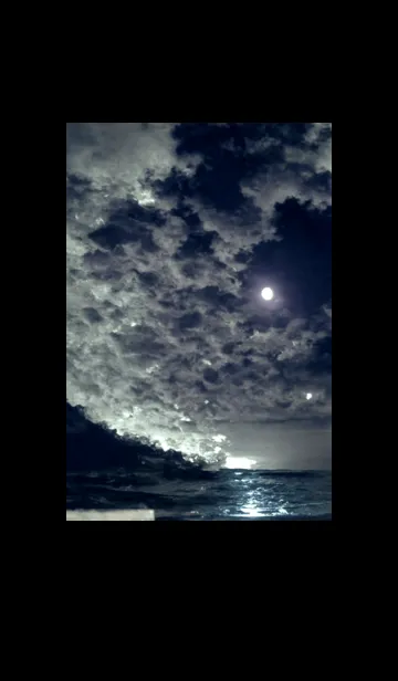 [LINE着せ替え] 夜の月 月の海 #DlV_30。の画像1