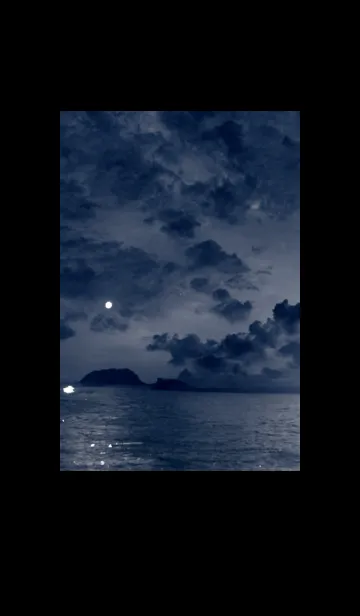 [LINE着せ替え] 夜の月 月の海 #DlBG_22。の画像1